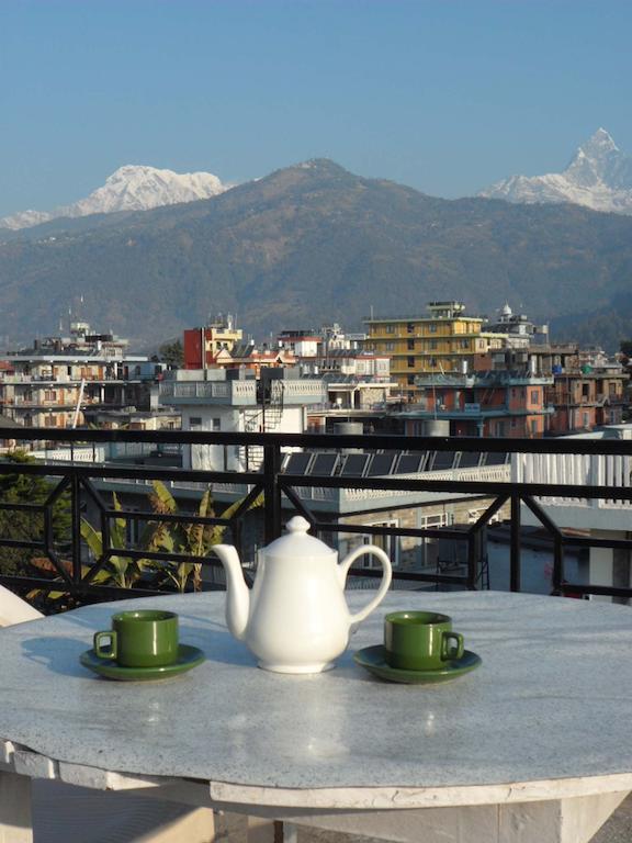 Hotel Nirvana Pokhara Buitenkant foto